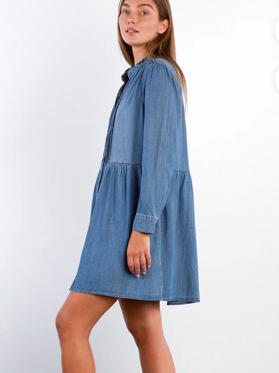 Free People Dresses & Skirts - Free People Denim Chambray Smocked Ruffle Button Up Mini Dress small EUC